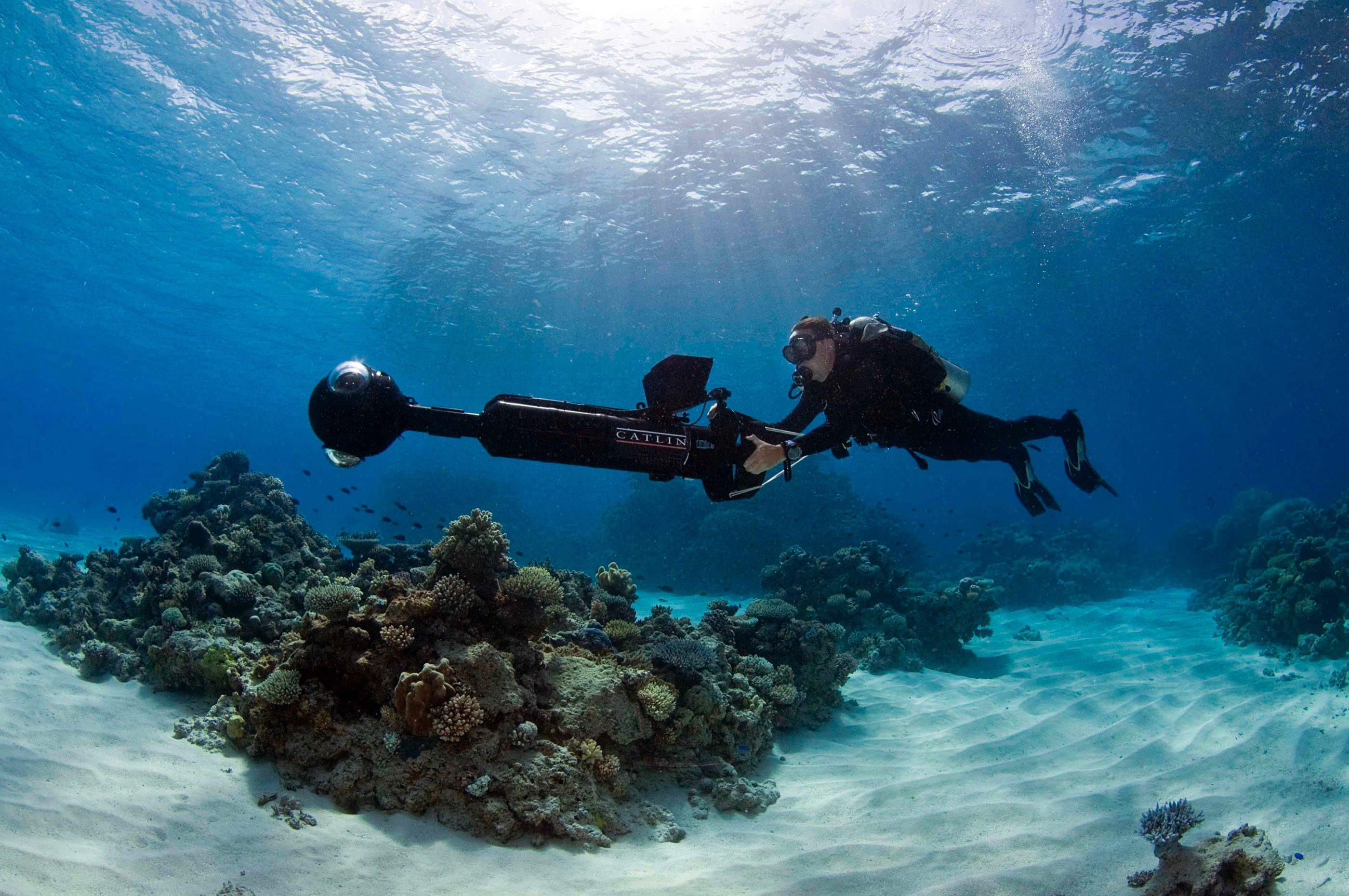 Richard Vevers with the custom SVII underwater 360° camera